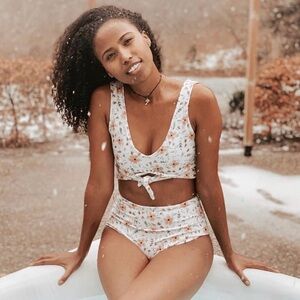 IMAGINE PERRY Floral Bikini Top - Made in Canada